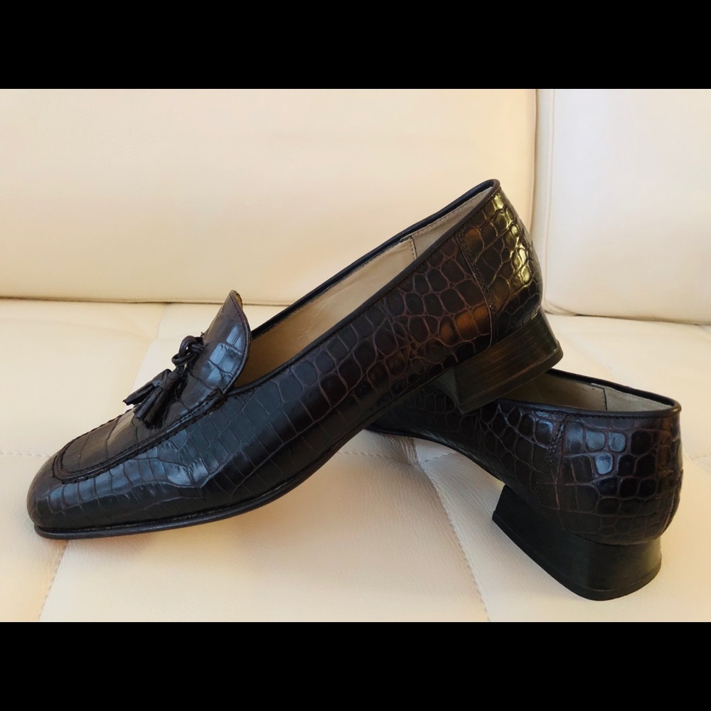 Brand new Talbots Alligator print tassel loafer.